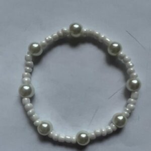 Pearl & Lavender Beaded Bracelet – Handmade Minimalist Jewellery