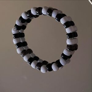 Black & White Beaded Bracelet