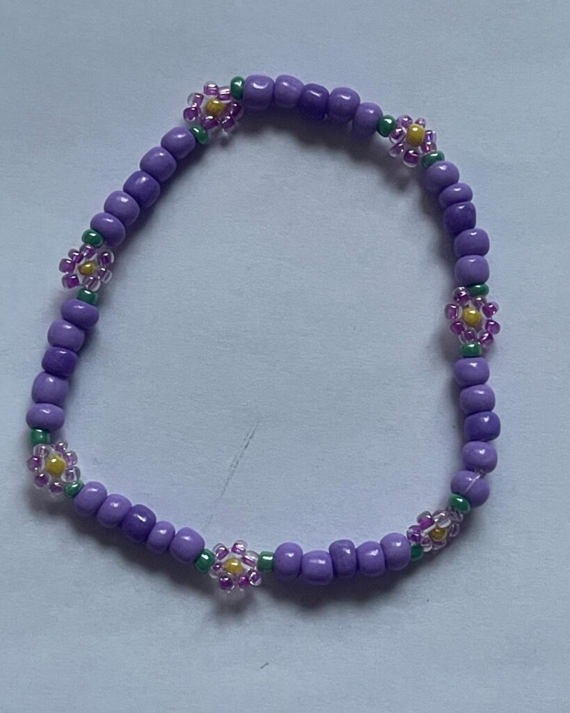 Lavender Daisy Handmade Beaded Bracelet