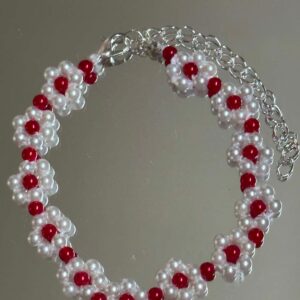 Red & White Flower Beaded Bracelet
